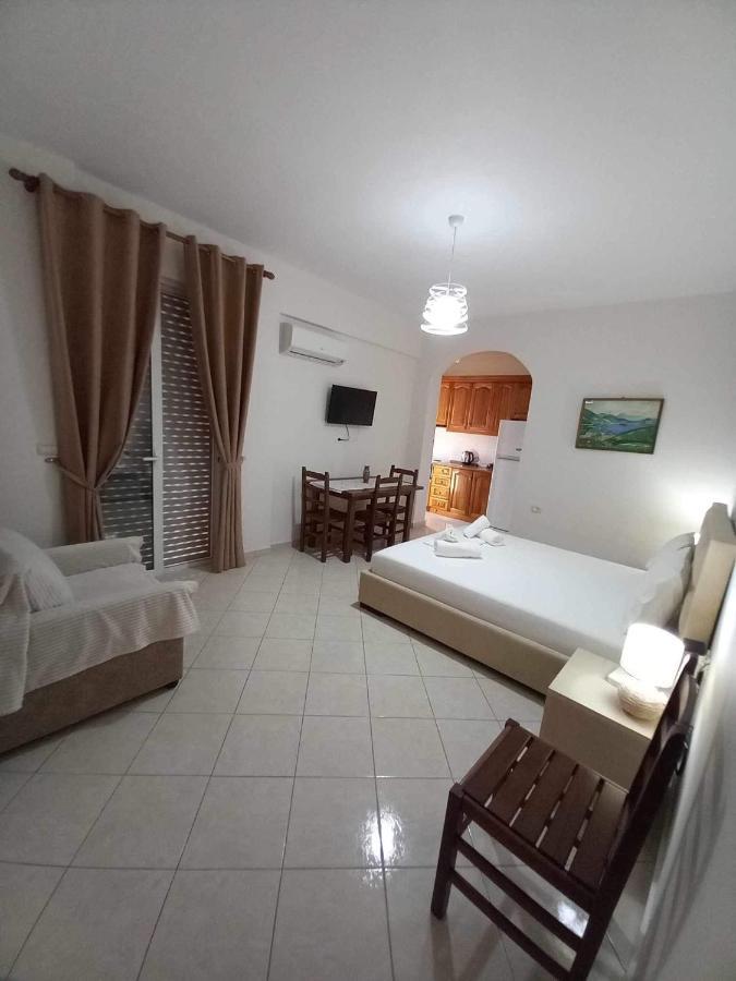 Вилла Gkoros House Old Town Химара Экстерьер фото